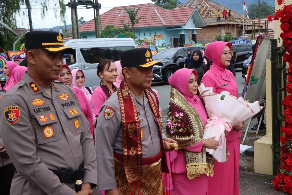 Kunjungan Kerja Kapolda Sumbar Ke Polres Padang Panjang, Tekankan Profesionalisme Dalam&nbsp;Bertugas.