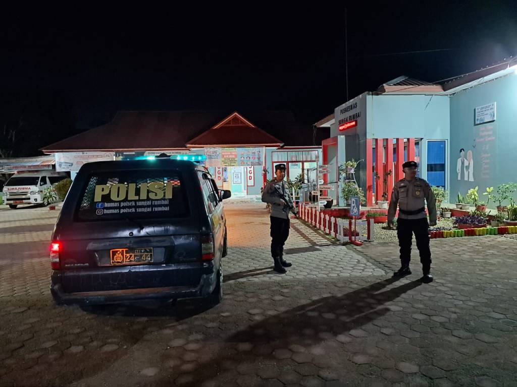 Polsek Sungai Rumbai Gelar Patroli Malam Antisipasi Gangguan Kamtibmas dan Tindak Pidana&nbsp;3C