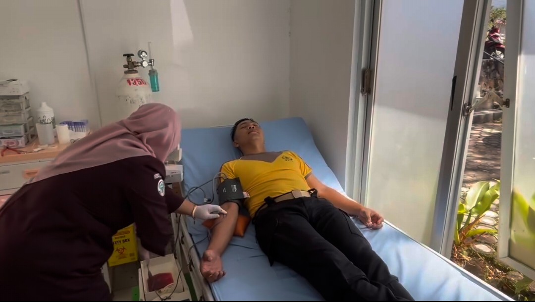 Dalam Rangka HUT Humas Polri ke-74, Polres Padang Panjang Gelar Donor Darah di RSUD Padang Panjang