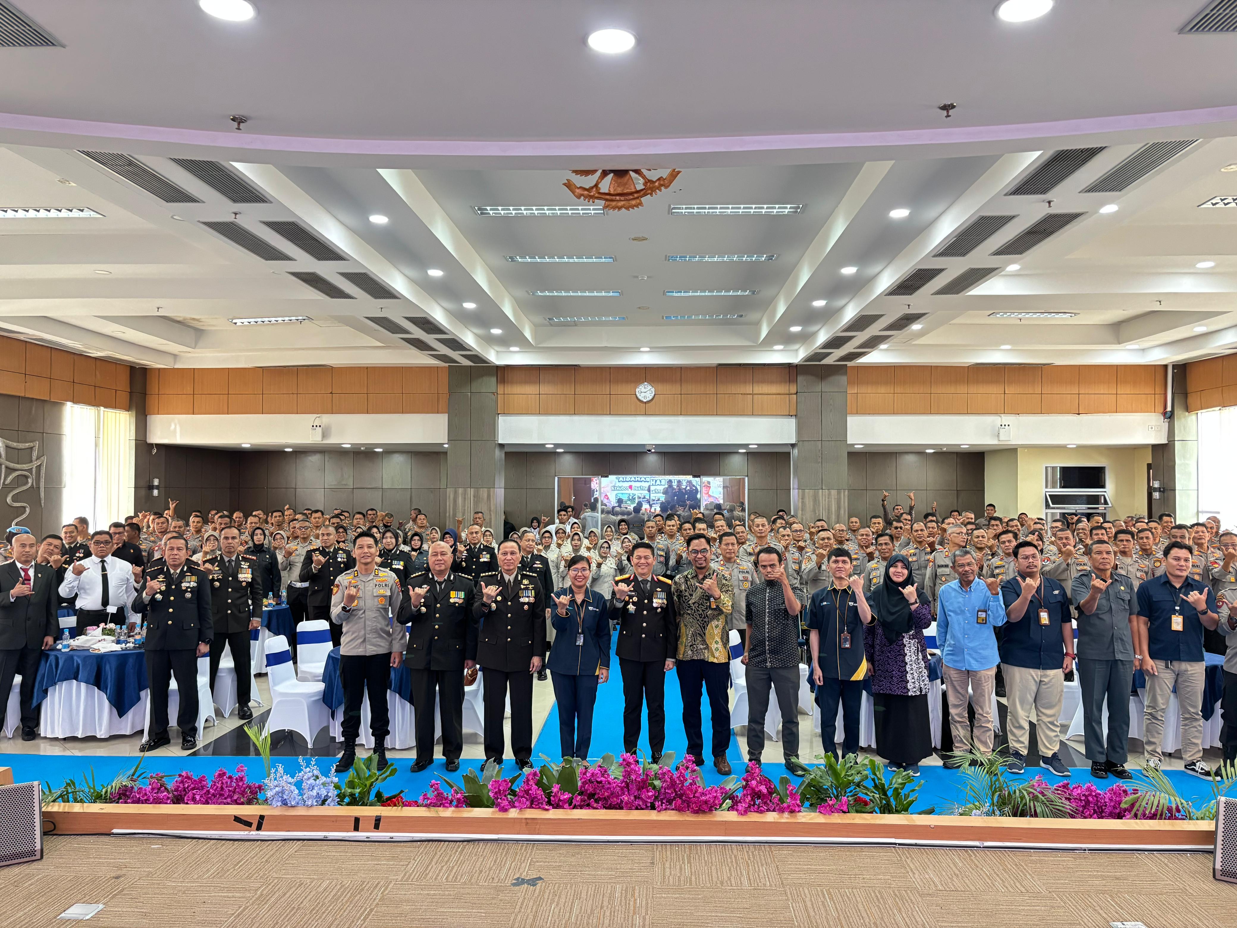 Wakapolda Sumbar Buka Pelatihan Keterampilan dan Pembekalan Bagi Pegawai Negeri di Lingkungan Polri