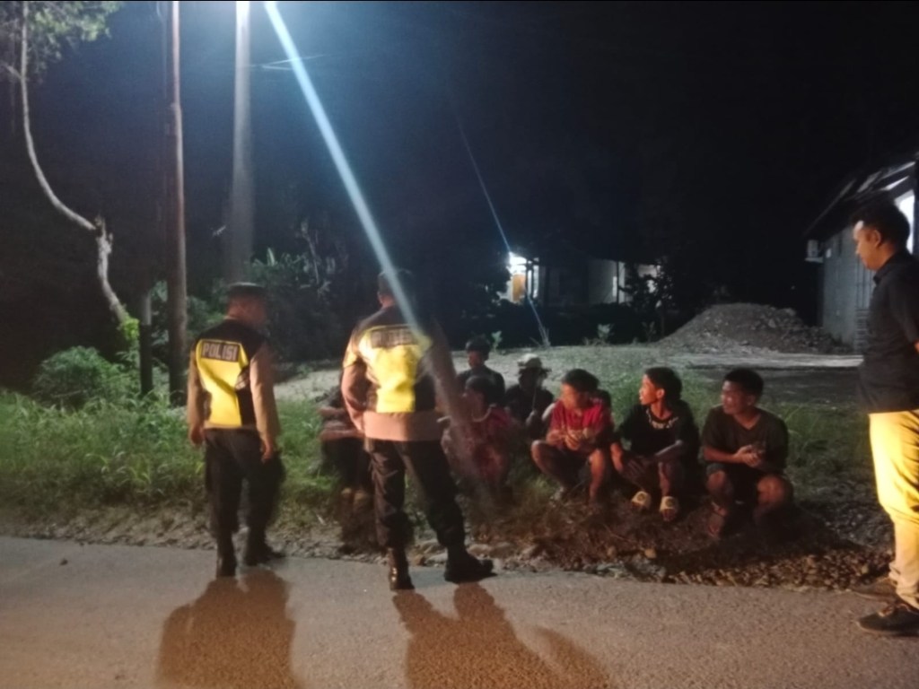 Polsek Pasaman Laksanakan Patroli Dialogis, Himbau Remaja Hindari Tawuran dan Balap&nbsp;Liar