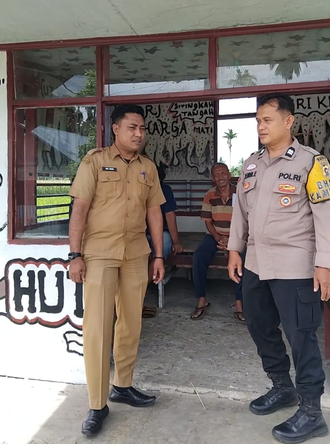 Bhabinkamtibmas Lubuk Basung Silaturahmi ke Warga, Himbau Ketahanan Pangan hingga Waspada Kebakaran