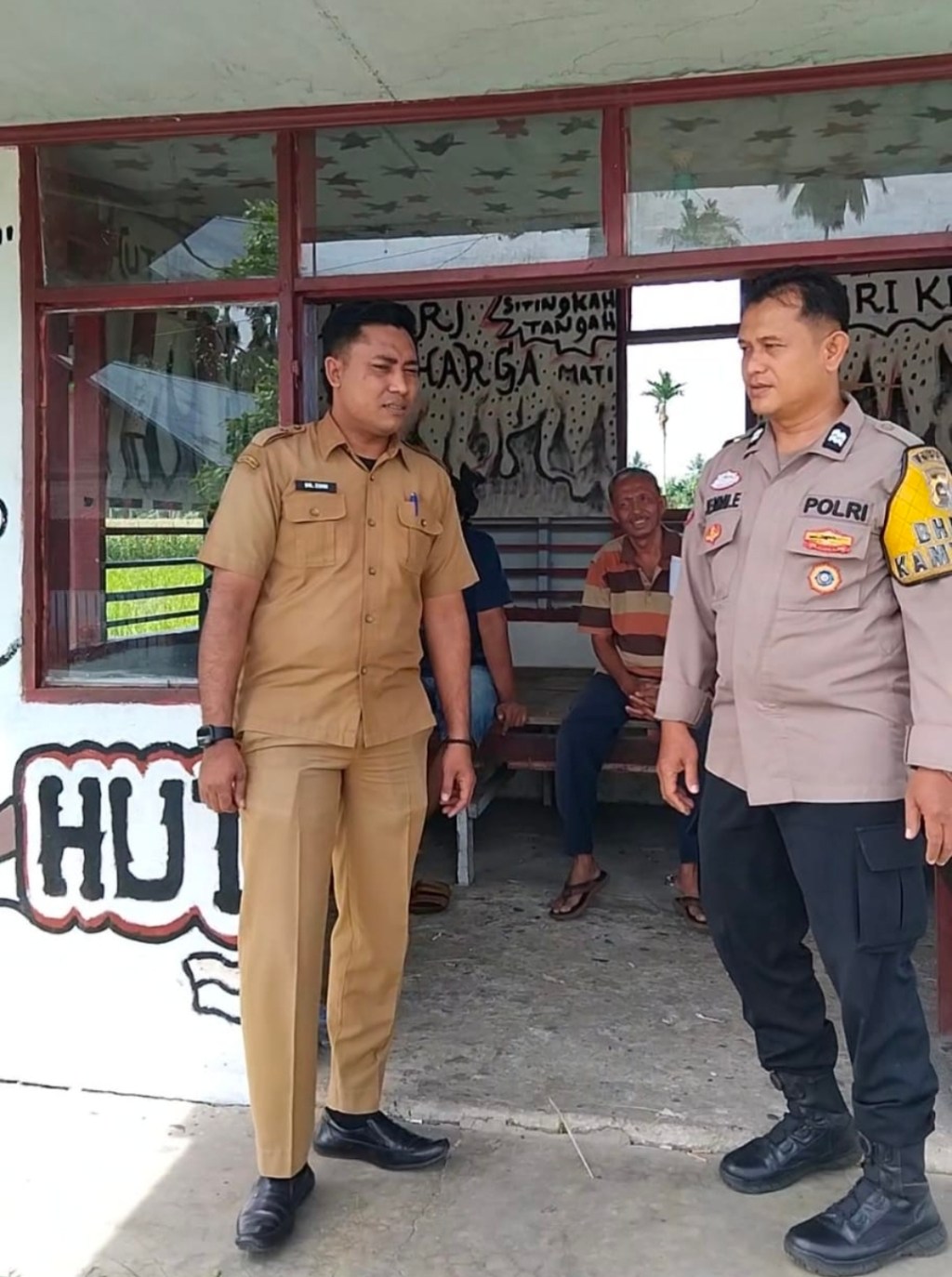 Bhabinkamtibmas Lubuk Basung Silaturahmi ke Warga, Himbau Ketahanan Pangan hingga Waspada&nbsp;Kebakaran