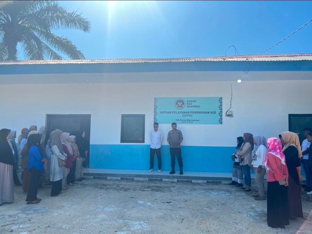 Polres Dharmasraya Berikan Pengarahan Kepada Petugas Program Makan Bergizi Gratis&nbsp;(MBG)