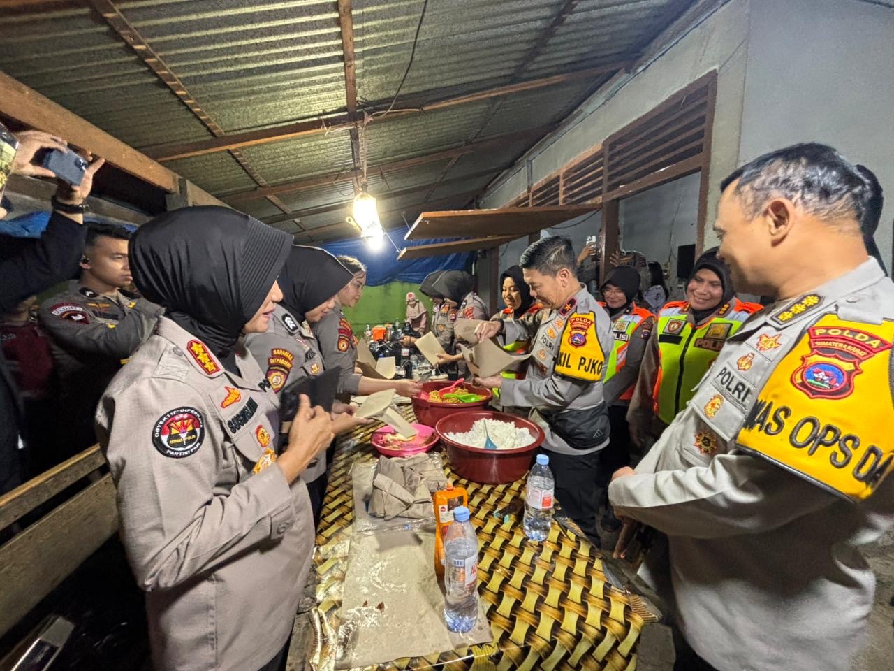 Wakapolda Sumbar Tinjau Posko Penanganan Bencana di Kota Padang