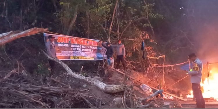 Satreskrim Polres Solok Kota Tanggap Laporan Masyarakat, Tindak Tegas Aktivitas Tambang Emas Ilegal di Nagari Sulit&nbsp;Air