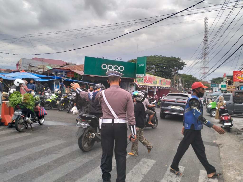 Satlantas Polres Tanah Datar Laksanakan Giat Preventif Pagi di Wilayah Hukum&nbsp;Batusangkar