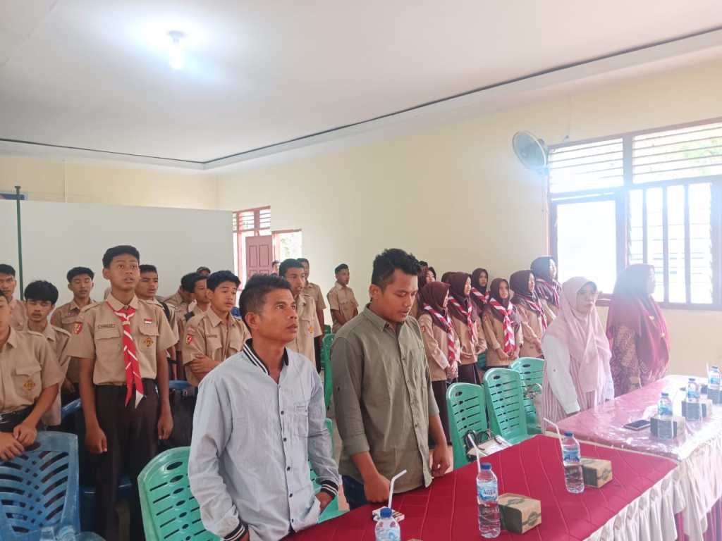 Kasat Resnarkoba Polres Solok Kota Berikan Penyuluhan Bahaya Narkoba pada Anak dan Remaja di Aula Kantor Wali Nagari Tanjung&nbsp;Balik