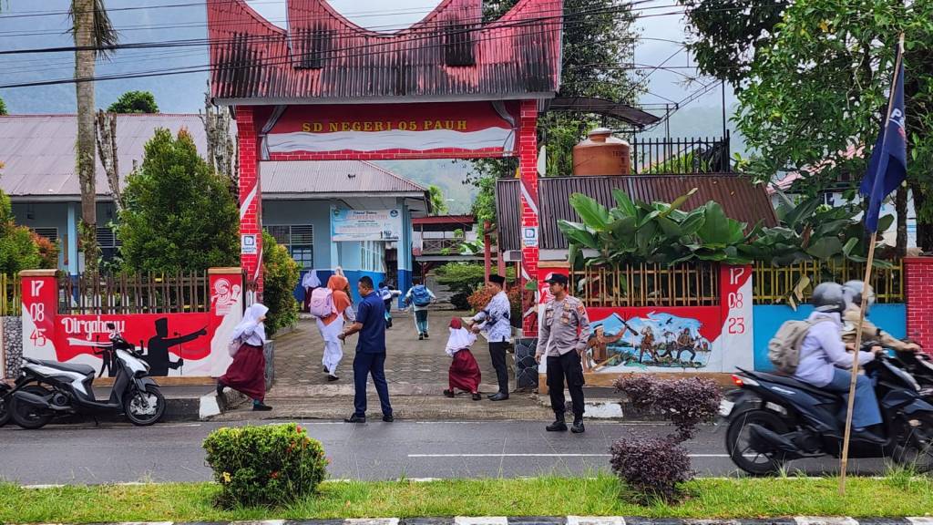 Commander Wish Pagi Personil Polres Pasaman Cegah Rawan&nbsp;Kecelakaan