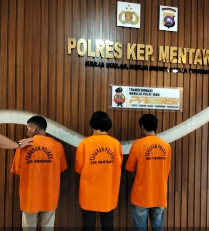 Polres Kepulauan Mentawai Tahan Tiga Pejabat Desa Madobag Terkait Dugaan Korupsi APBDes Rp1,1&nbsp;Miliar