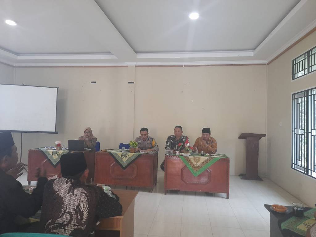 Bhabinkamtibmas Polres 50 Kota Hadiri Mediasi Sengketa Tanah di Nagari Harau Belum Capai Kesepakatan, Lanjut Pekan&nbsp;Depan