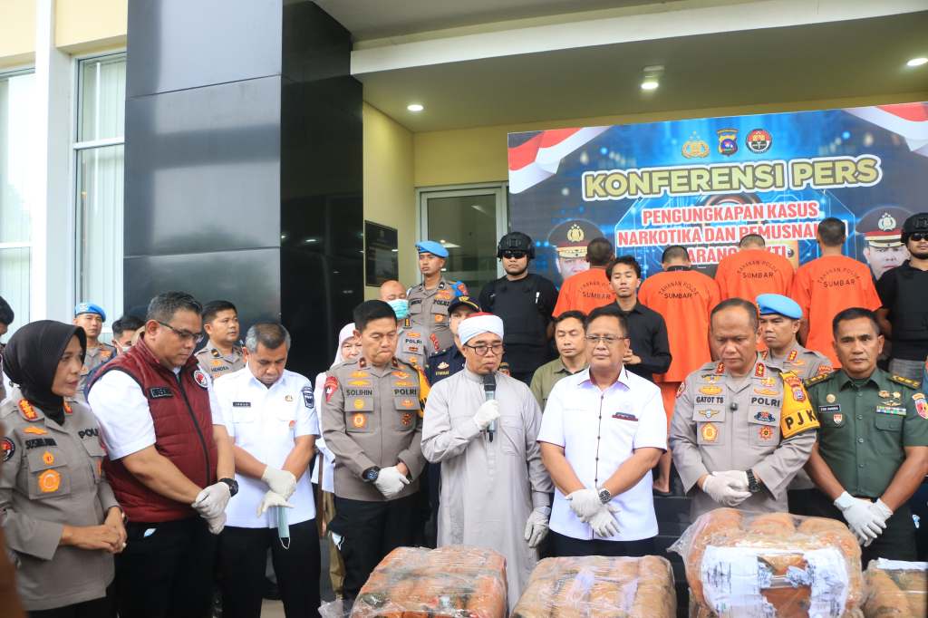 Polda Sumbar Berhasil Ungkap Kasus Jumlah Besar, Kompolnas dan MUI Beri&nbsp;Apresiasi