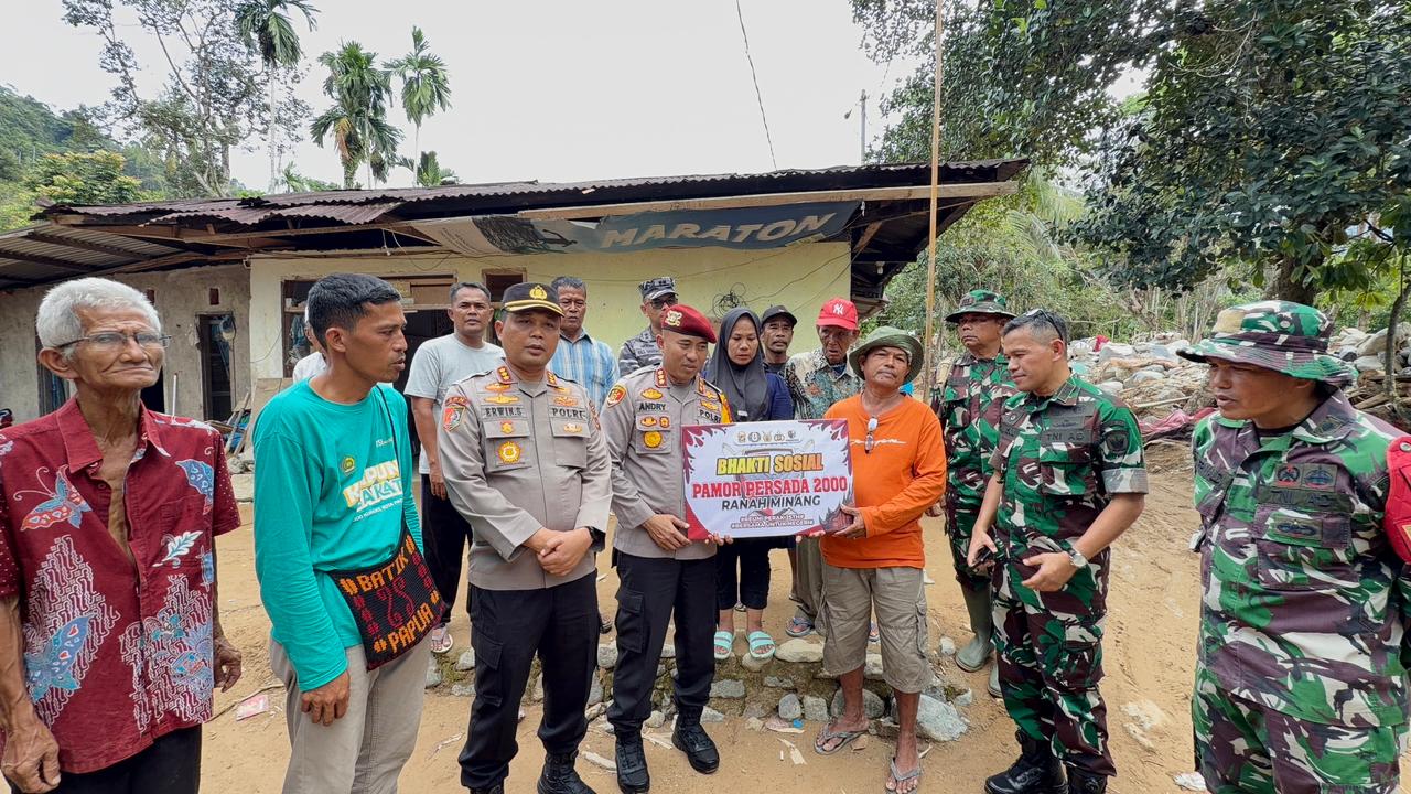 Solidaritas Lintas Matra: Pamor Persada 2000 Ranah Minang Salurkan 250 Paket Sembako untuk Korban Bencana