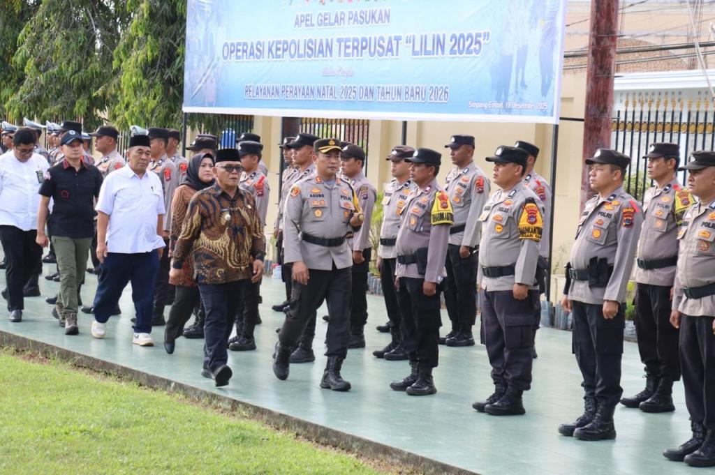 Polres Pasaman Barat Melaksanakan Apel Gelar Pasukan Operasi Lilin Singgalang&nbsp;2025