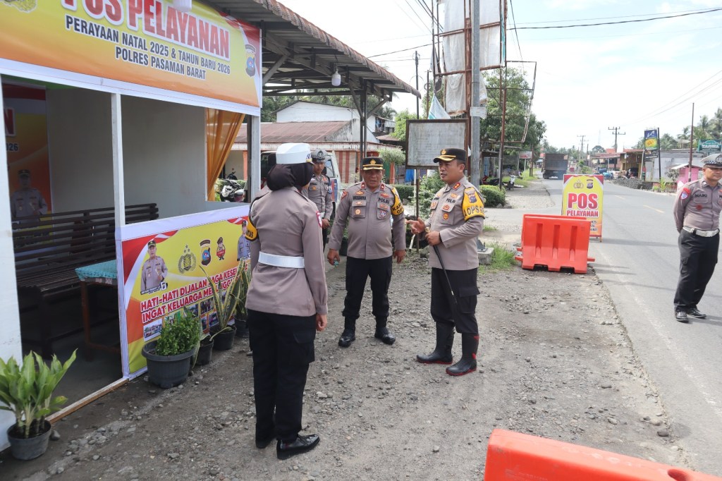 Kapolres Pasaman Barat Lakukan Pengecekan Pos Pelayanan dan Pengamanan Operasi Lilin Singgalang&nbsp;2025