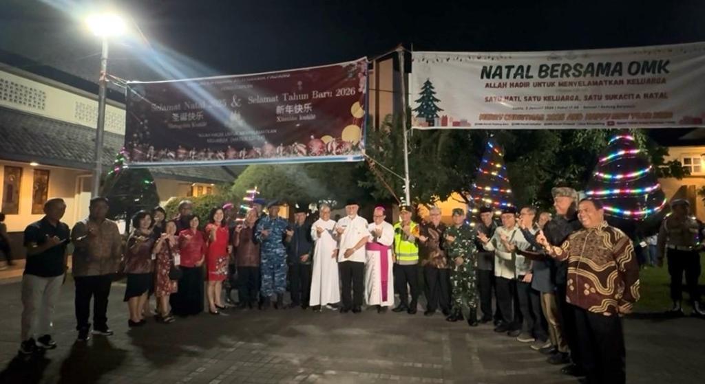 Kapolda Sumbar Tinjau Langsung Pengamanan Ops Lilin Singgalang 2025 di Gereja Katedral Padang dan Pos Pam Danau&nbsp;Cimpago
