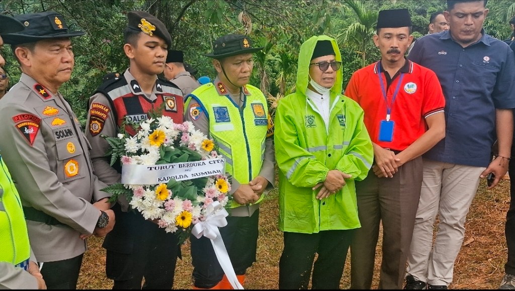 Kadis Sosial Sumbar Apresiasi Kerja Keras Polda: Kapolda Sumbar Irjen Pol Gatot Hadirkan Wujud Negara dalam Penanganan&nbsp;Bencana