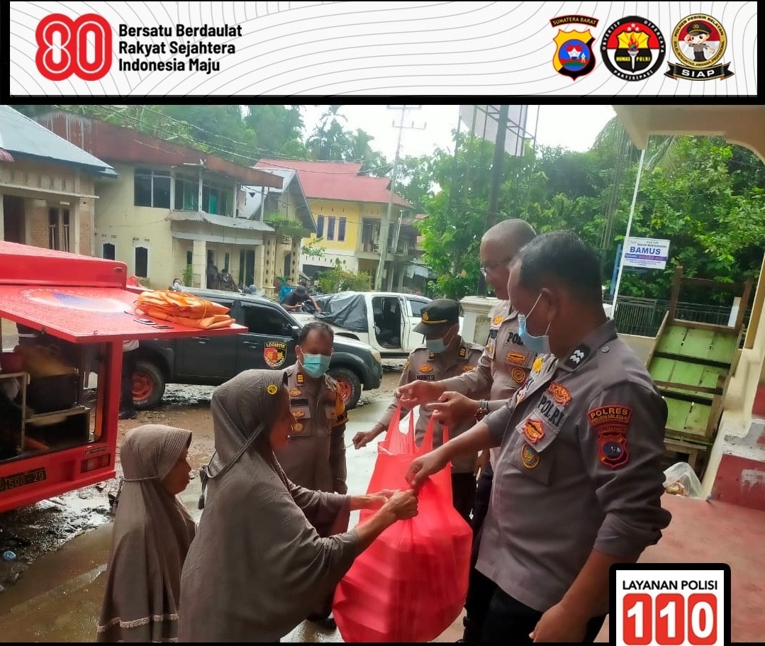 Dapur Umum Polres Pessel Tetap Beroperasi, Ratusan Kotak Makanan Disalurkan ke Nagari Terdampak