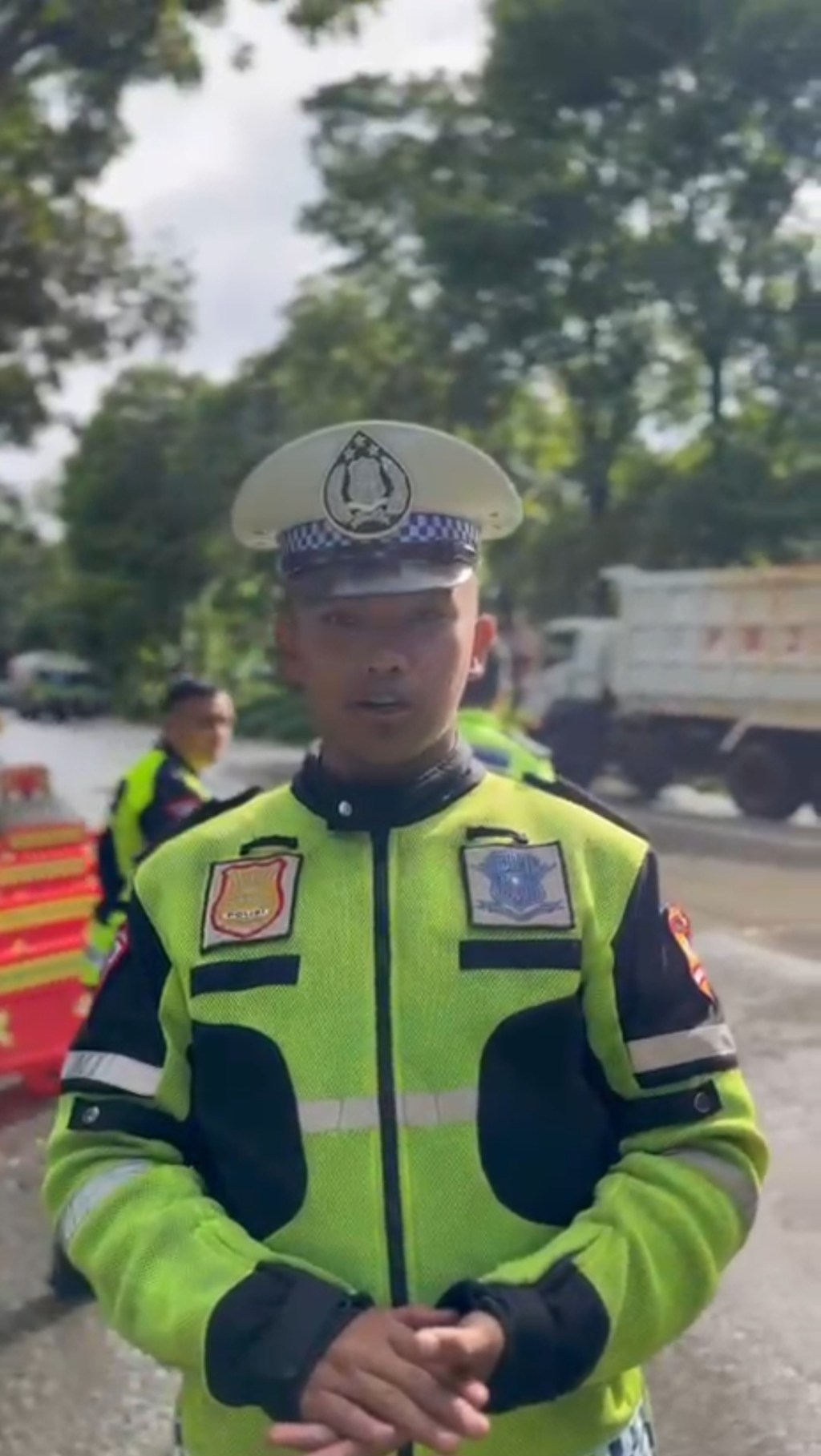 Operasi Lilin Singgalang 2025, Satgas Kamseltibcarlantas Pantau Arus di Jalur Sitinjau&nbsp;Lauik