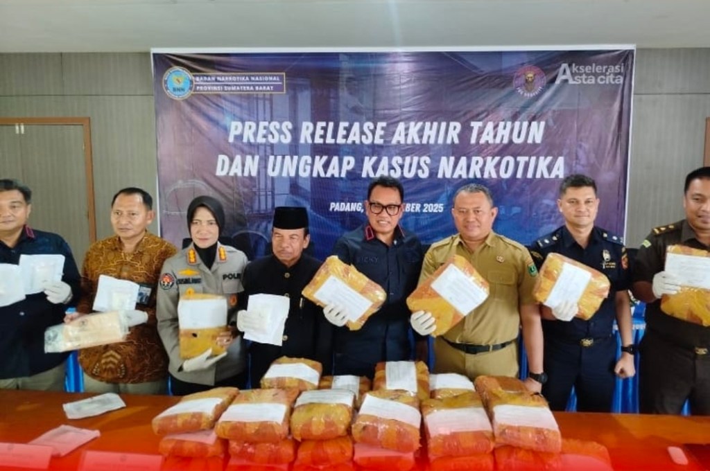 Perang Melawan Narkoba di Ranah Minang: BNNP Sumbar Sita 351 Kg Ganja dan 19 Kg Sabu Sepanjang&nbsp;2025