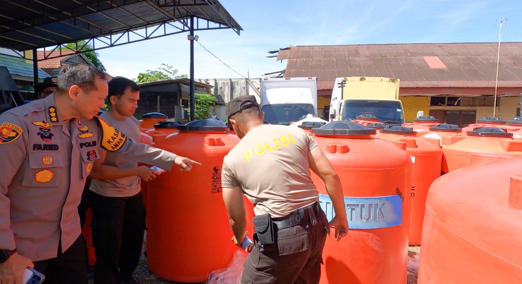 Update Pascabanjir Sumbar: Polda Siapkan 150 Titik Air Bersih, 62 Sudah&nbsp;Aktif