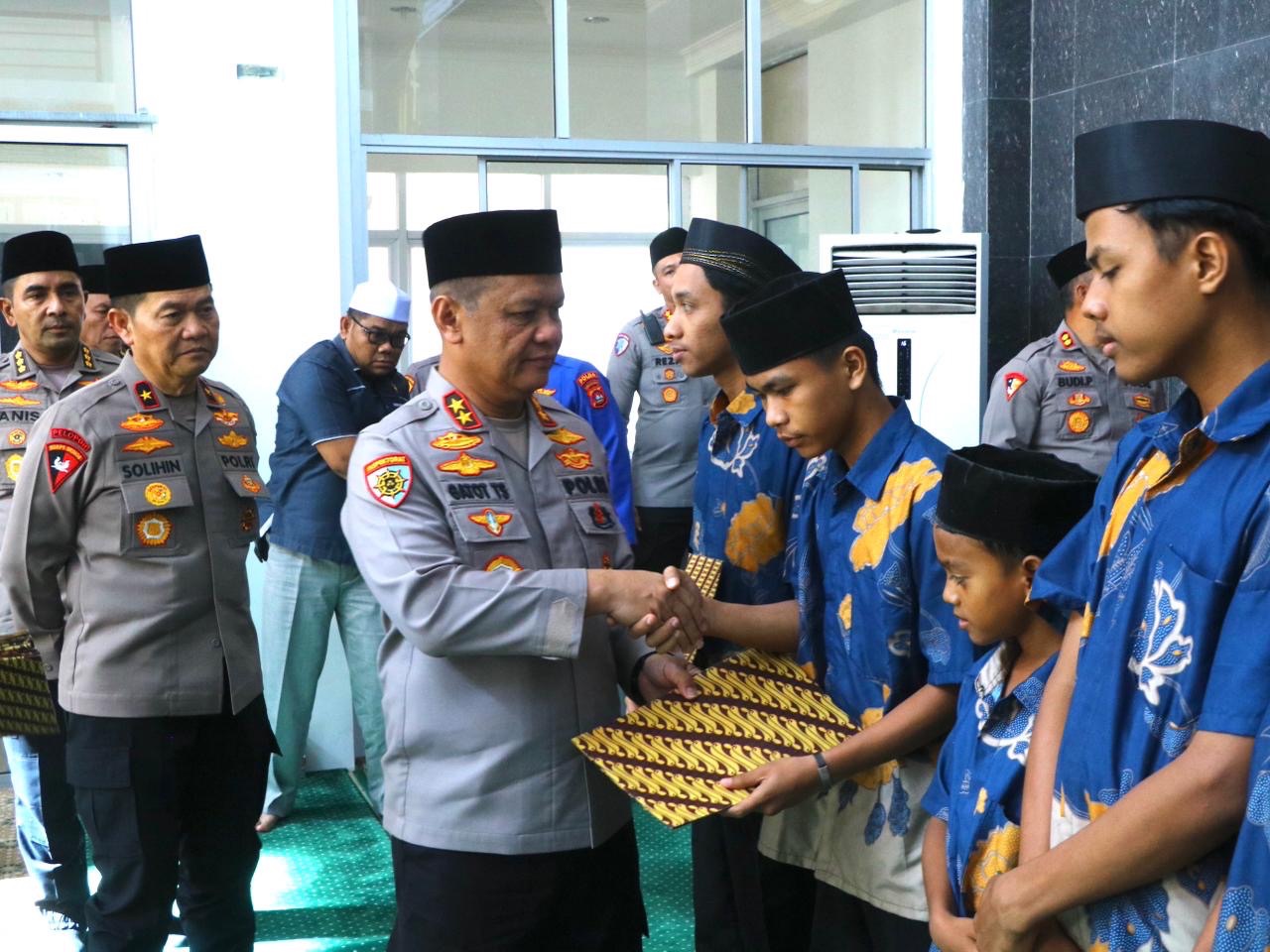 Peringatan Isra Mikraj di Polda Sumbar, Kapolda Tekankan Polri Harus Hadir Untuk Masyrakat