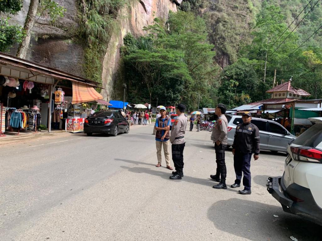 Patroli Tahun Baru 2026, Kapospam Harau Pastikan Keamanan Obyek Wisata Lembah&nbsp;Harau