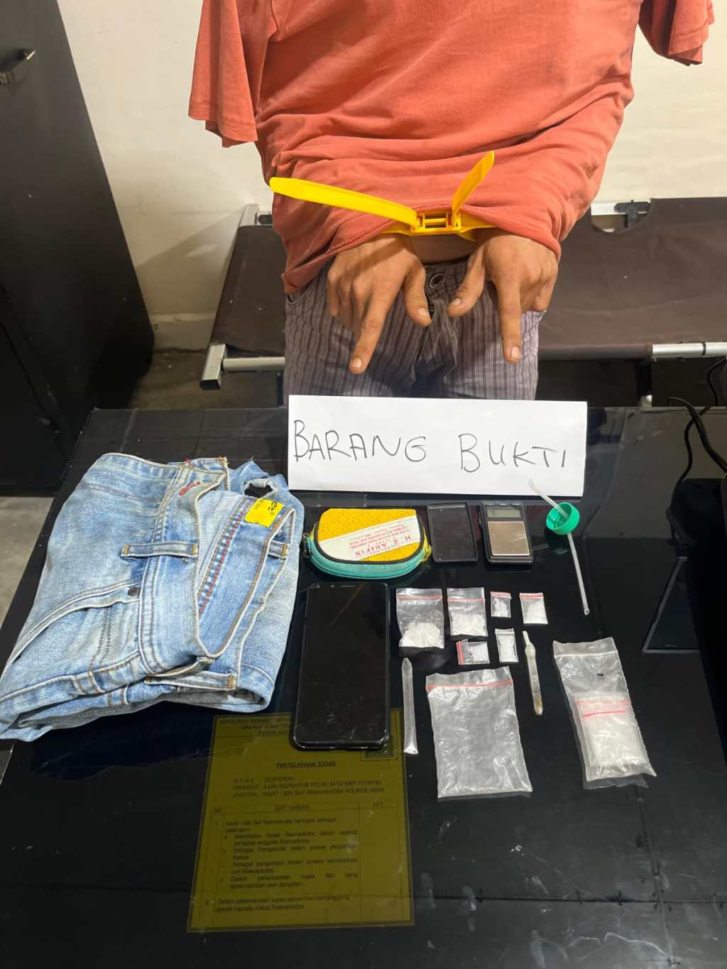 Satresnarkoba Polres Agam Tangkap Pengedar Sabu, Enam Paket Siap Edar&nbsp;Diamankan