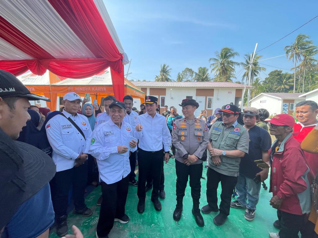 Wakapolda Sumbar Hadiri Peresmian Huntara di Padang Pariaman, Polri Kawal Pemulihan&nbsp;Warga