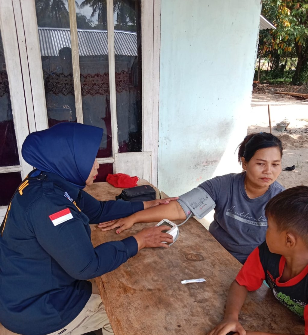 Polda Sumbar Terjunkan Tim Medis, Berikan Layanan Kesehatan Gratis Bagi Korban Banjir di&nbsp;Padang
