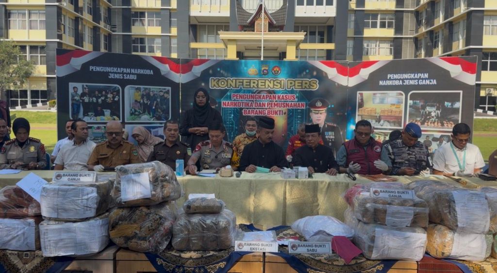 Periode Januari 2026 hingga 10 Februari 2026, Polda Sumbar Amankan 262 Kg Ganja dan 8 Kg&nbsp;Sabu