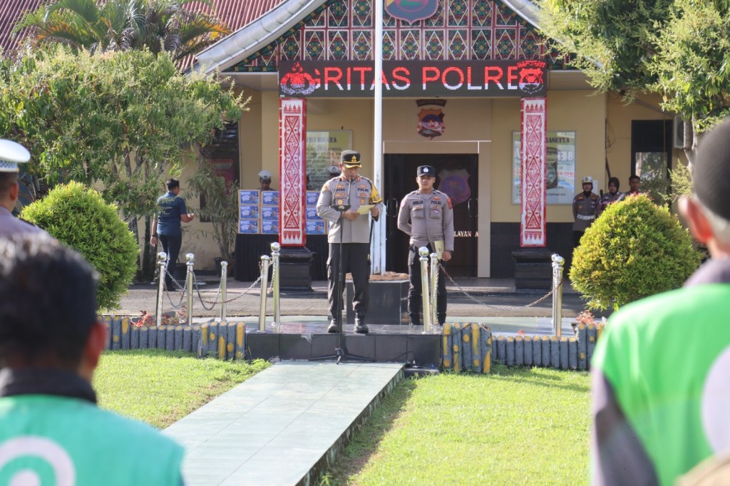 Operasi Keselamatan Singgalang 2026, Polres Pasaman Barat Gelar Apel Bersama Ojek&nbsp;Online