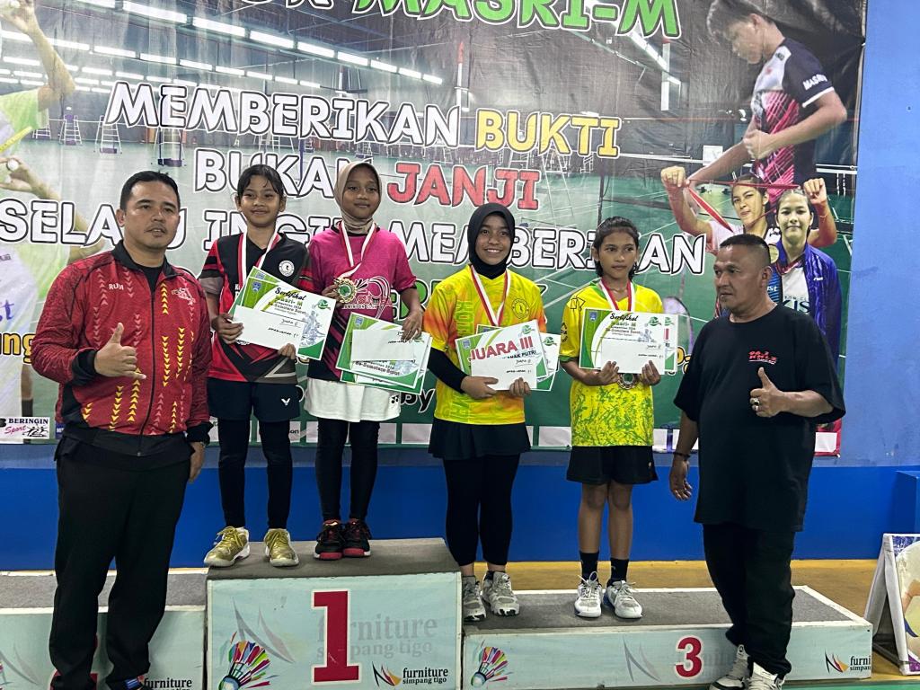 Polda Sumbar Badminton Club Sabet Gelar Juara Umum di Masri M Competition&nbsp;2026
