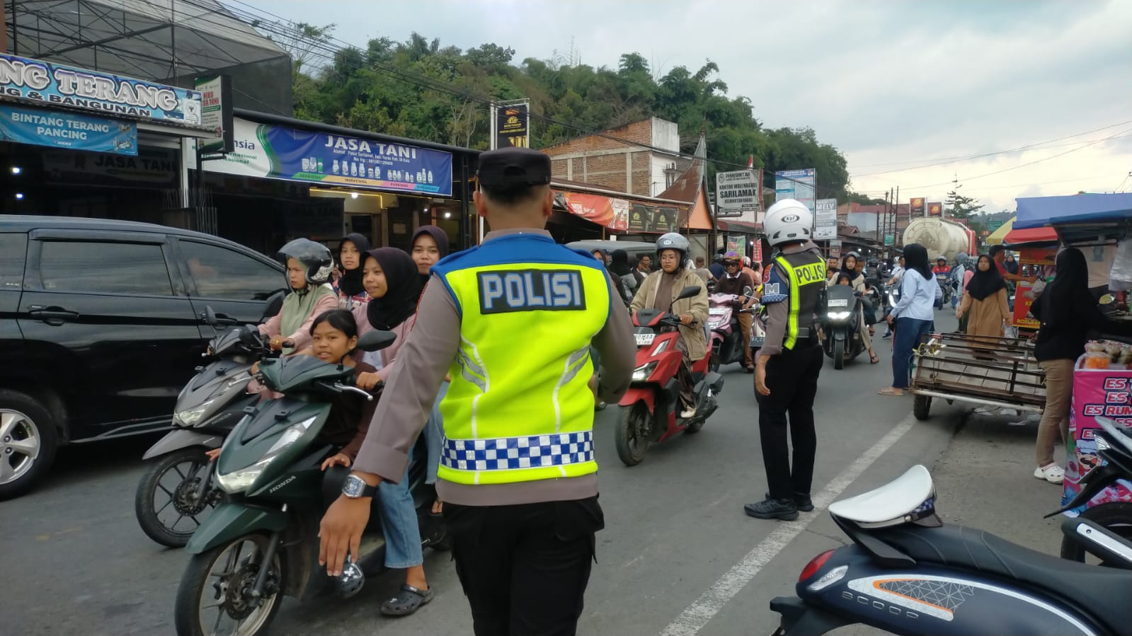 Pengamanan Ramadhan Diperketat, Polres 50 Kota Jaga Pabukoan hingga Tarawih Tetap Aman