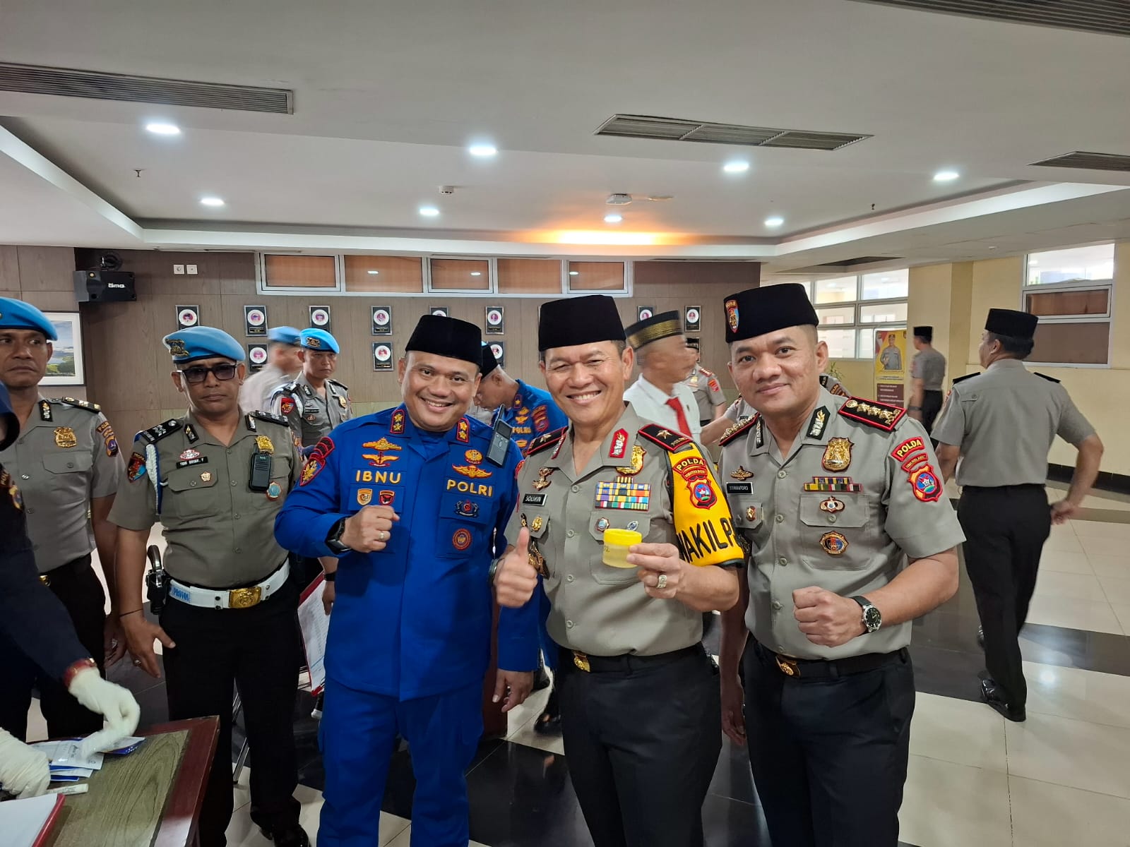 Kapolda Sumbar Pimpin Cek Urine Mendadak, Tegaskan Komitmen Bersih dari Narkoba