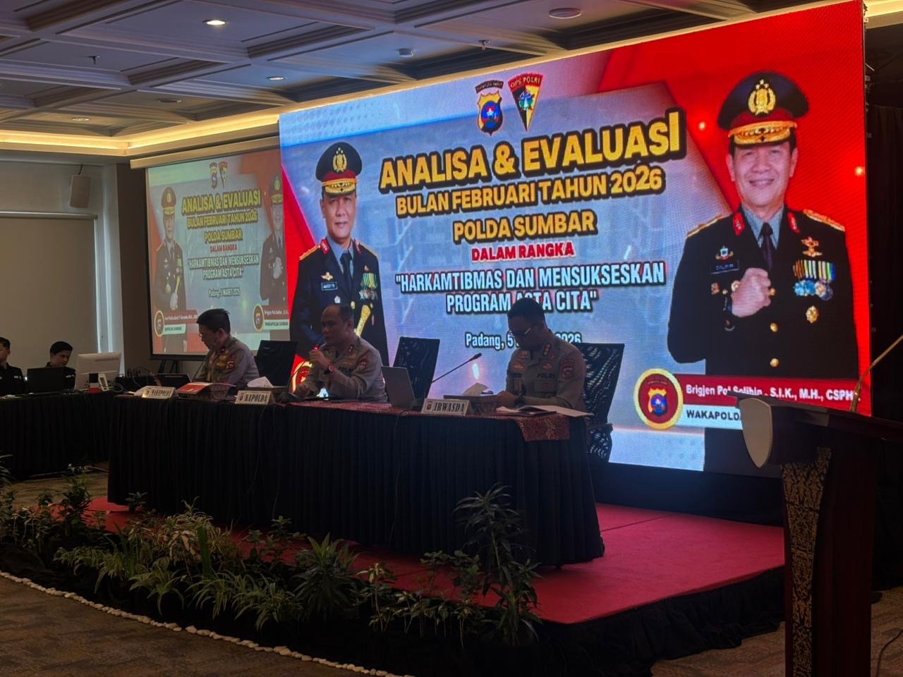 Pimpin Anev Bulanan, Kapolda Sumbar Tekankan Penguatan Harkamtibmas dan Program Asta Cita