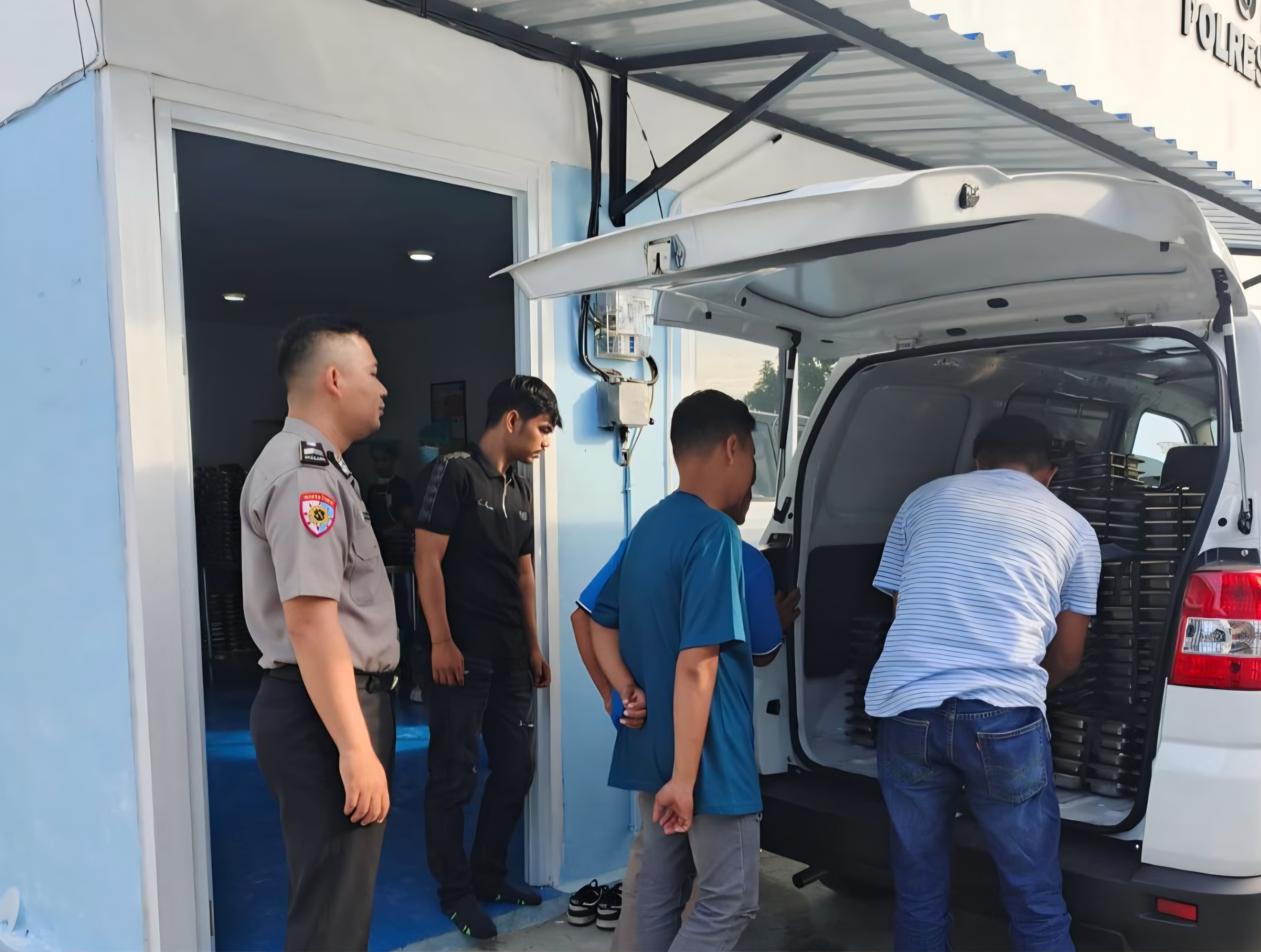 Pastikan Tepat Sasaran, Si Was Polresta Padang Pantau Penyaluran SPPG di Kubu Marapalam