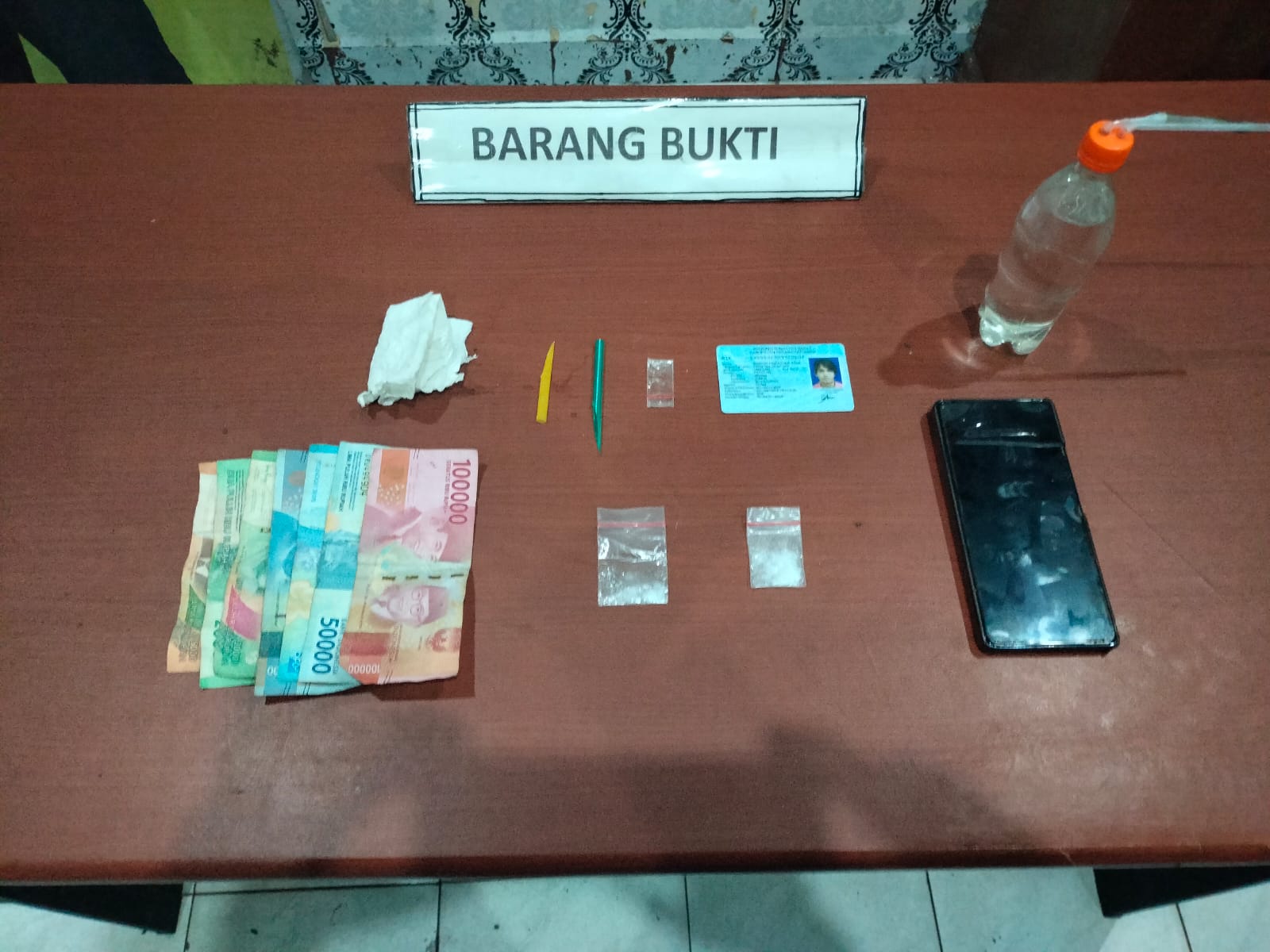 Tak Pernah Jera, Residivis Kasus Narkotika Kembali Dibekuk di Rumahnya di Kampuang Jambak Sunua.