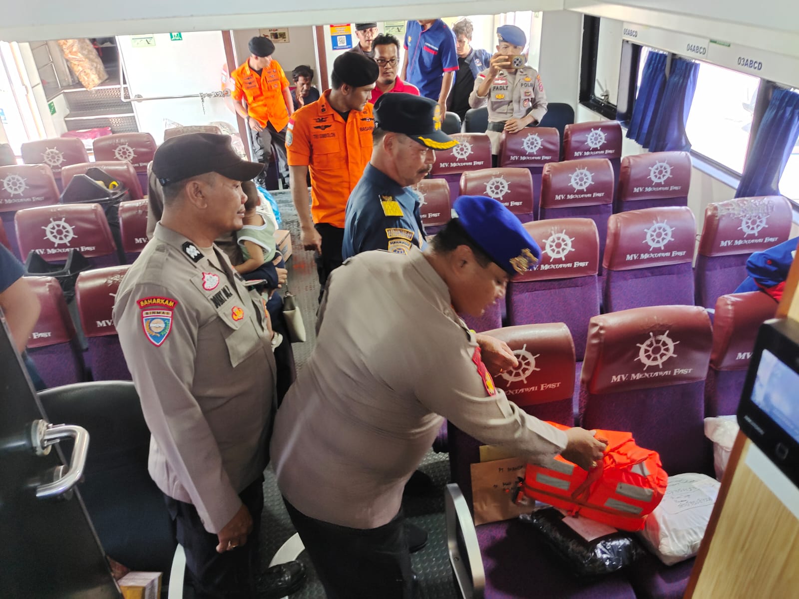 Jamin Keselamatan Mudik Lebaran 2026, Polres Mentawai Cek Kelaikan Kapal di Dermaga Tua Pejat