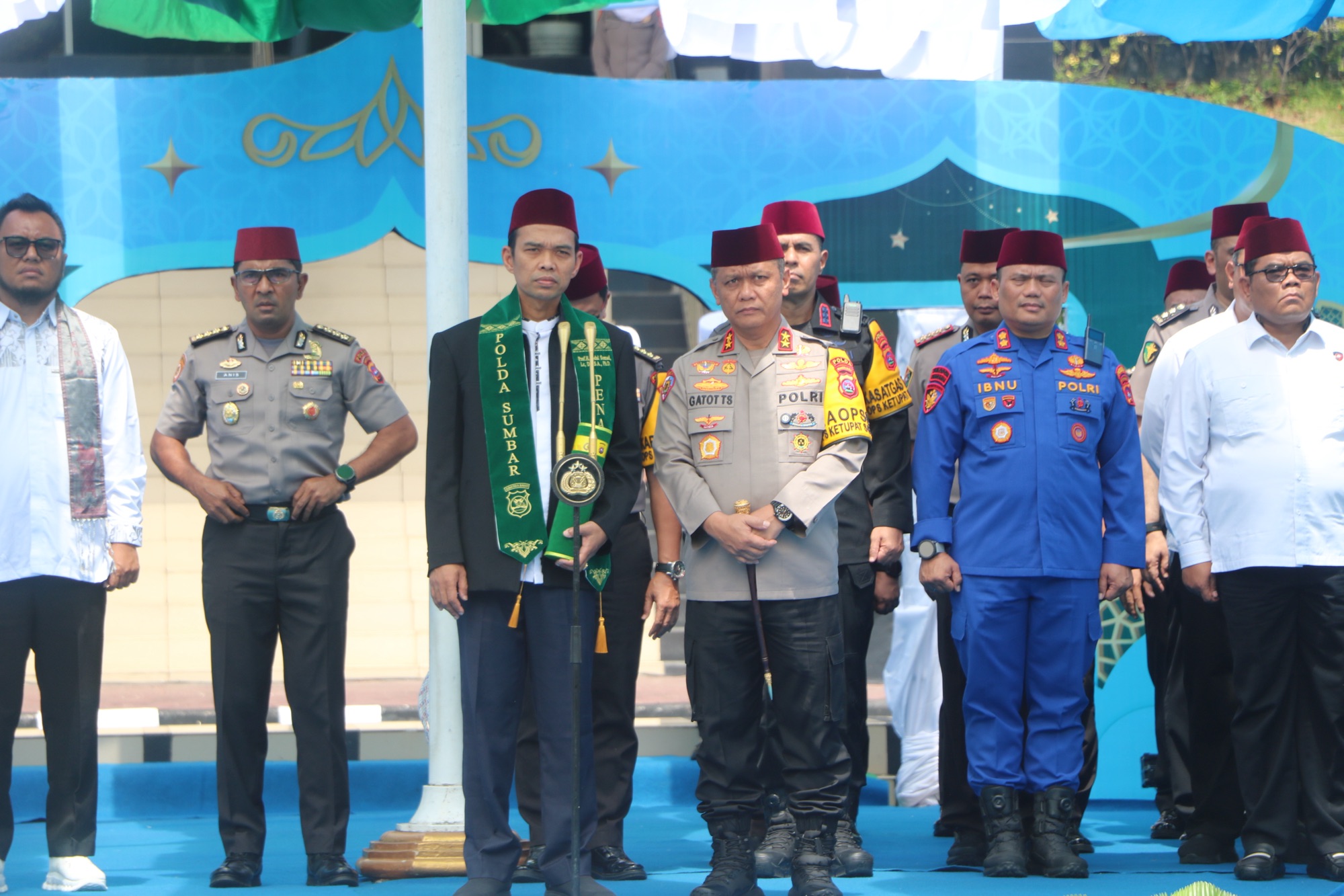 Ustadz Abdul Somad Dianugerahi Gelar Penasehat Polda Sumbar oleh Kapolda
