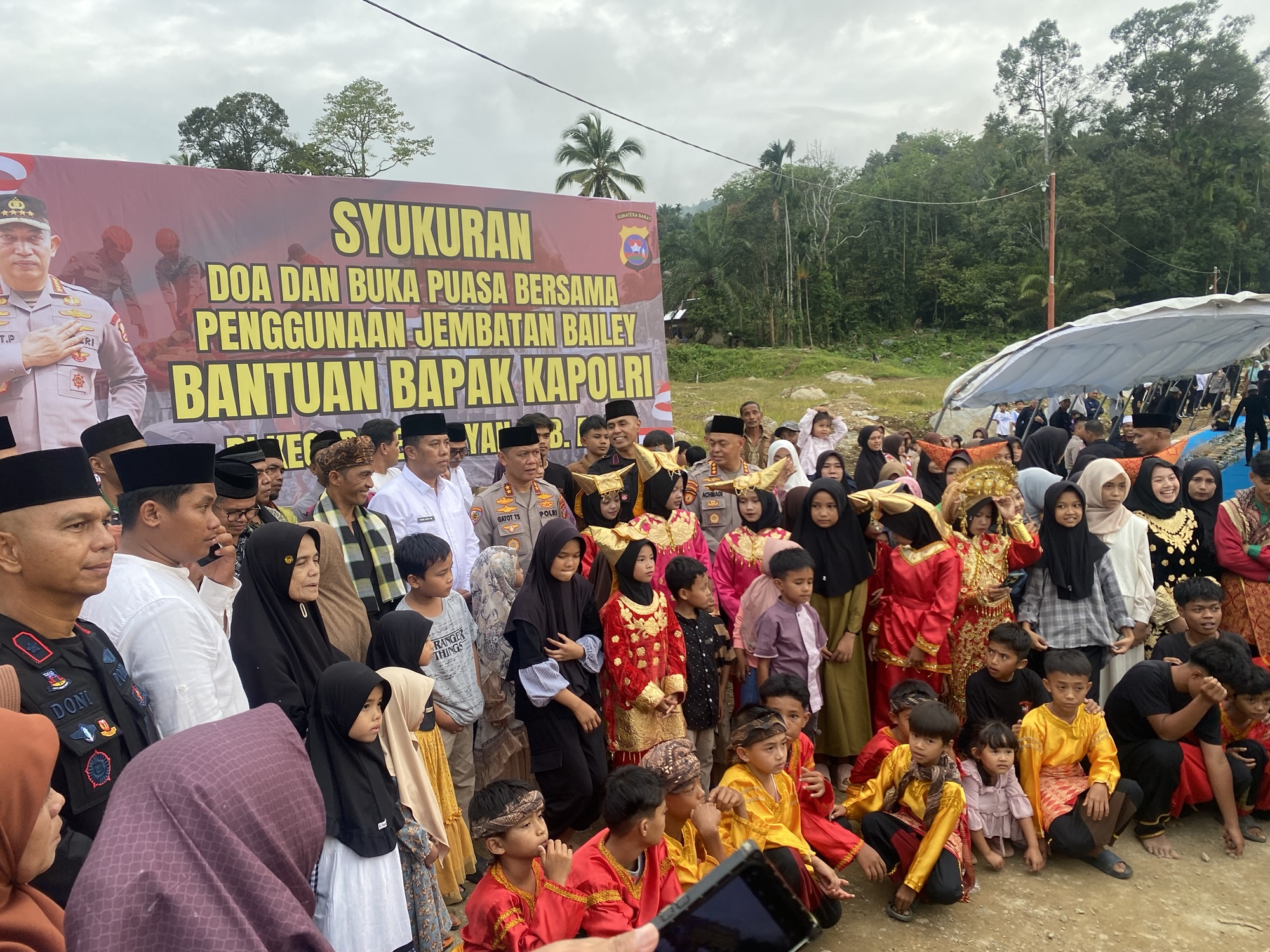 Syukuran Jembatan Bailey di Palembayan, Kapolda Sumbar Ajak Warga Bangkit Pascabencana