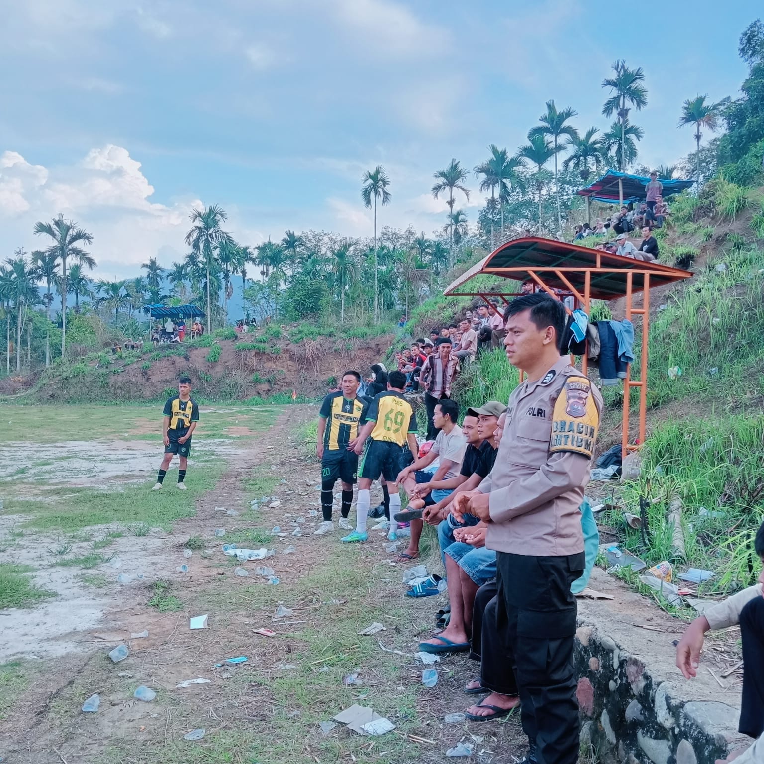 Sinergi Polri dan Warga, Semifinal Turnamen Sepak Bola di Nagari Maek Berlangsung Kondusif