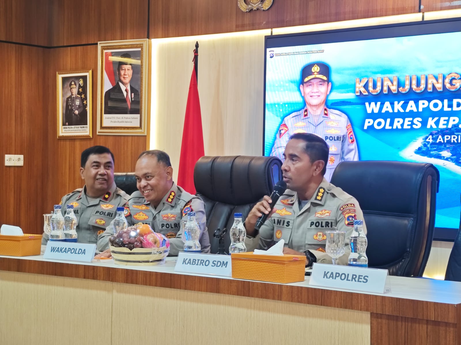 Kunjungi Mentawai, Kabiro SDM Polda Sumbar Tekankan Transformasi SDM Unggul di Era Digital 5.0
