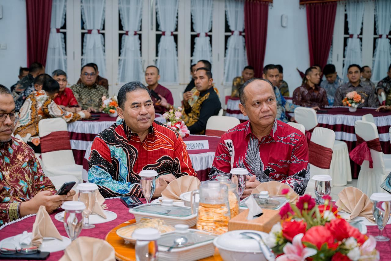 Eratkan Sinergitas, Kapolda Sumbar Hadiri Gala Dinner Bersama Pasis Dikreg LV Sesko TNI
