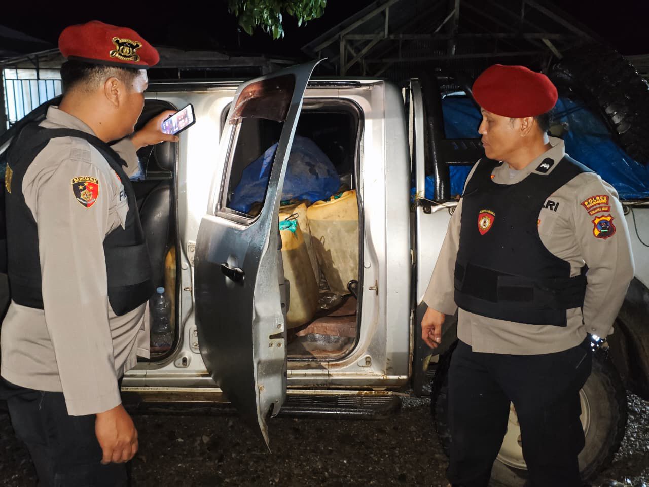 Tim URC Satreskrim Polres Pasaman Barat Ungkap Penyalahgunaan BBM Bersubsidi Bio Solar di Talamau