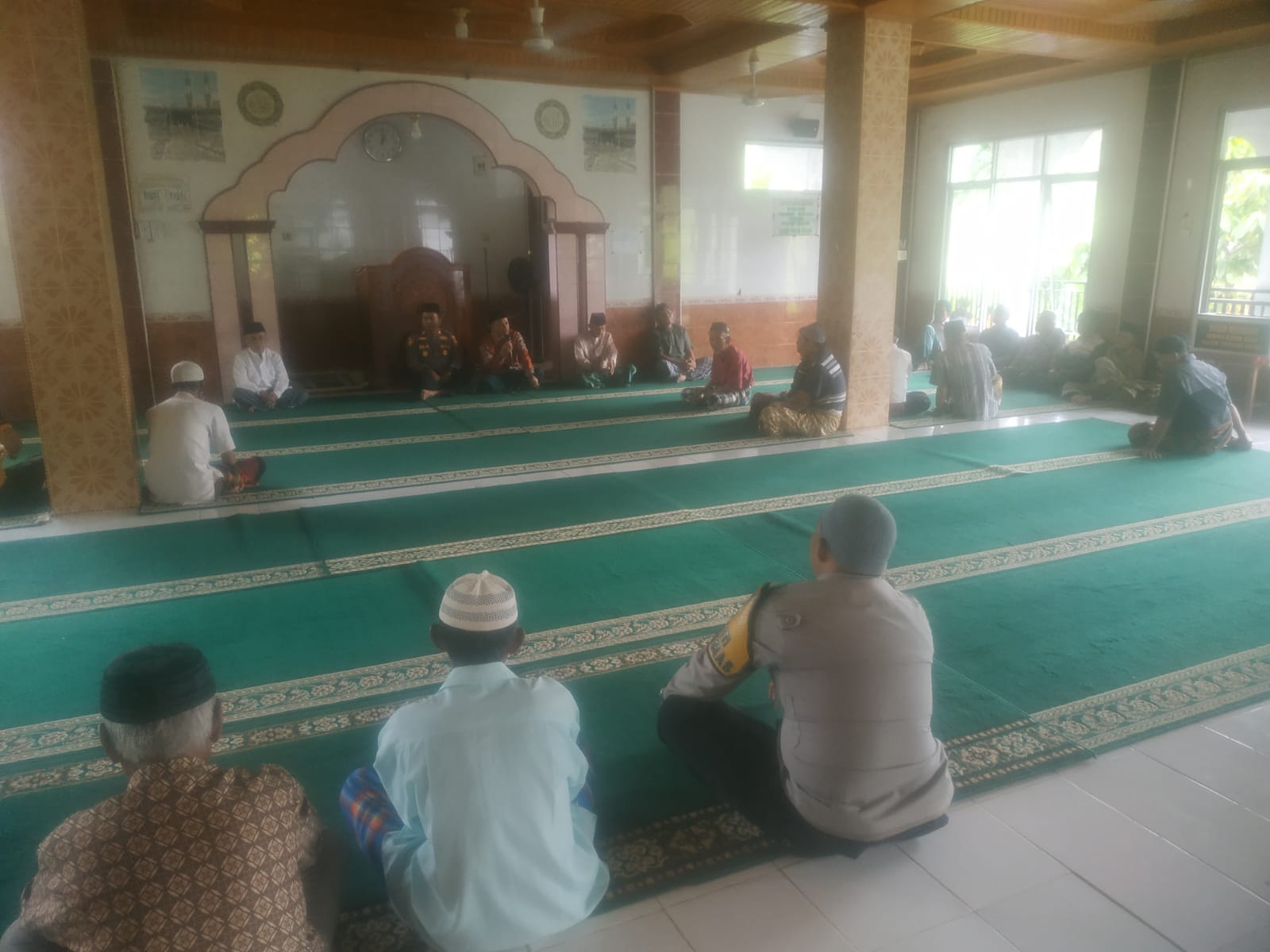Kapolsek Suliki Sampaikan Khutbah Jum’at dan Gelar Jum’at Curhat di Masjid Mujahidin