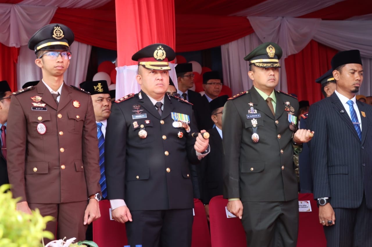 Kapolres Pariaman Hadiri Upacara Detik-Detik Peringatan HUT Kemerdekaan RI ke-81