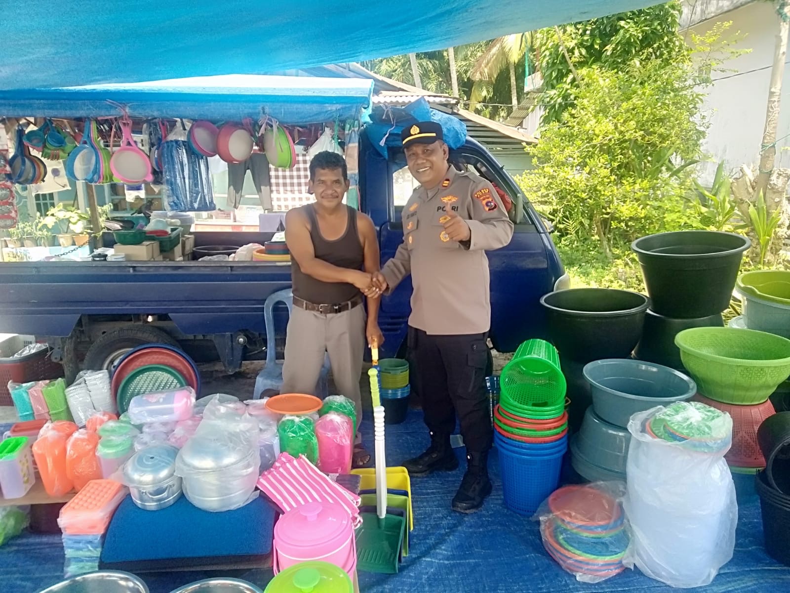 Kasat Binmas Polres Agam Blusukan ke Pasar Tiku