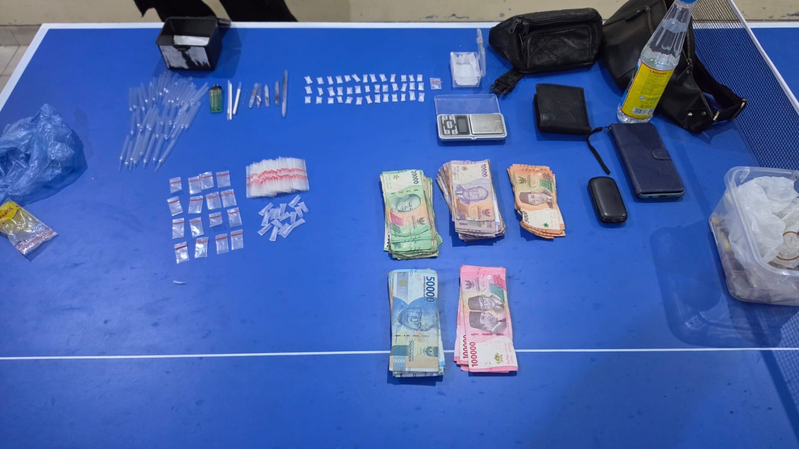 Polsek Sumpur Kudus Tangkap Dua Pelaku Penyalahgunaan Sabu, Amankan 40 Paket dan Uang Rp6,92 Juta