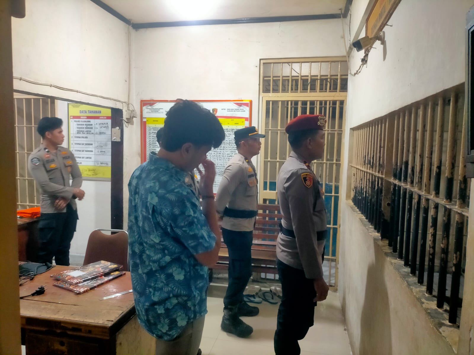 Sat Tahti Polres Sijunjung Rutin Bina dan Cek Kondisi Tahanan